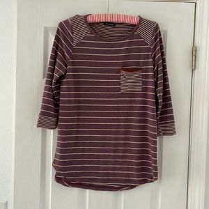 Pink clover 3/4 sleeve tunic top. Size small